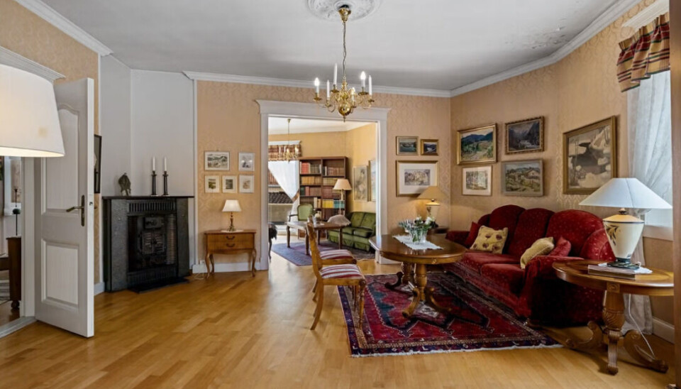 Midtstue med påfølgende peisstue og veranda. Torgbakken 8
Bøchs bakeri og konditori, Brevik