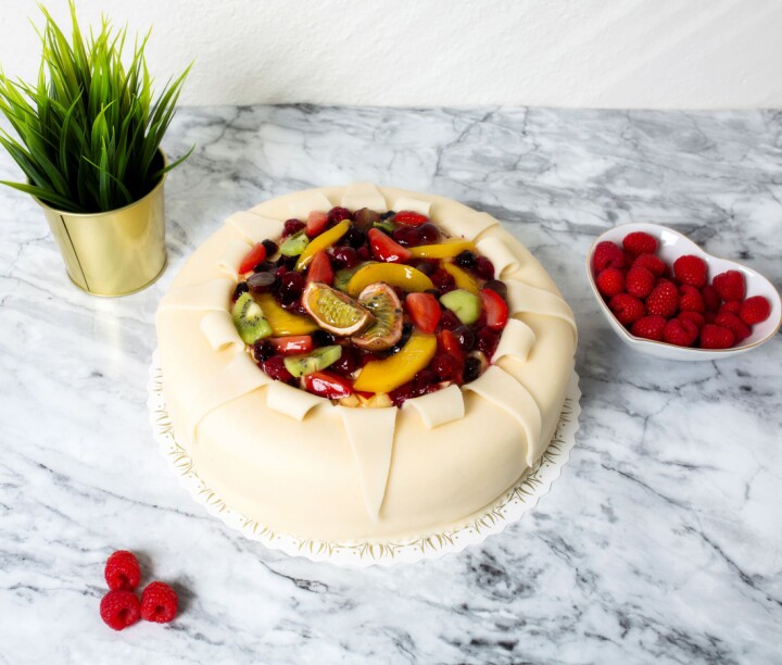Kakeglad og kreativ? Vi søker konditor eller lærling i 100 % stilling Kake Hagavik hjemmebakeri