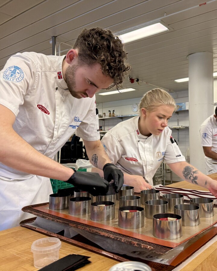 Philip Therkildsen (f.v.), Ingrid Knutsen og Umid Fotikh trener til Nordic Bakery Cup 2025. Philip Therkildsen (f.v.), Ingrid Knutsen og Umid Fotikh trener til Nordic Bakery Cup 2025.