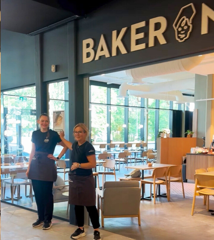 Torsdag åpnet Baker Nordby på Østerås senter.
