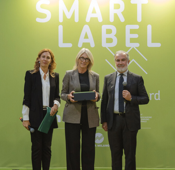 Heidi Haugli, salgsansvarlig for MyFoodOffice i Italia (midten), sammen med juryleder og professor Matteo O. Ingaramo (til høyre) og messedirektør Francesca Cavallo.